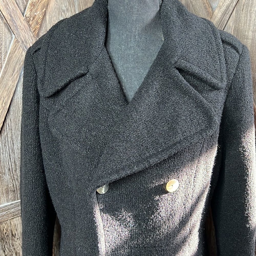 I Madison Jacket - Picture 2 of 8